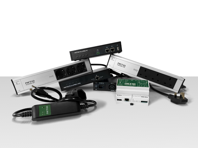 Flera Netio Products PDU enheter för monitorering av strömförbrukning